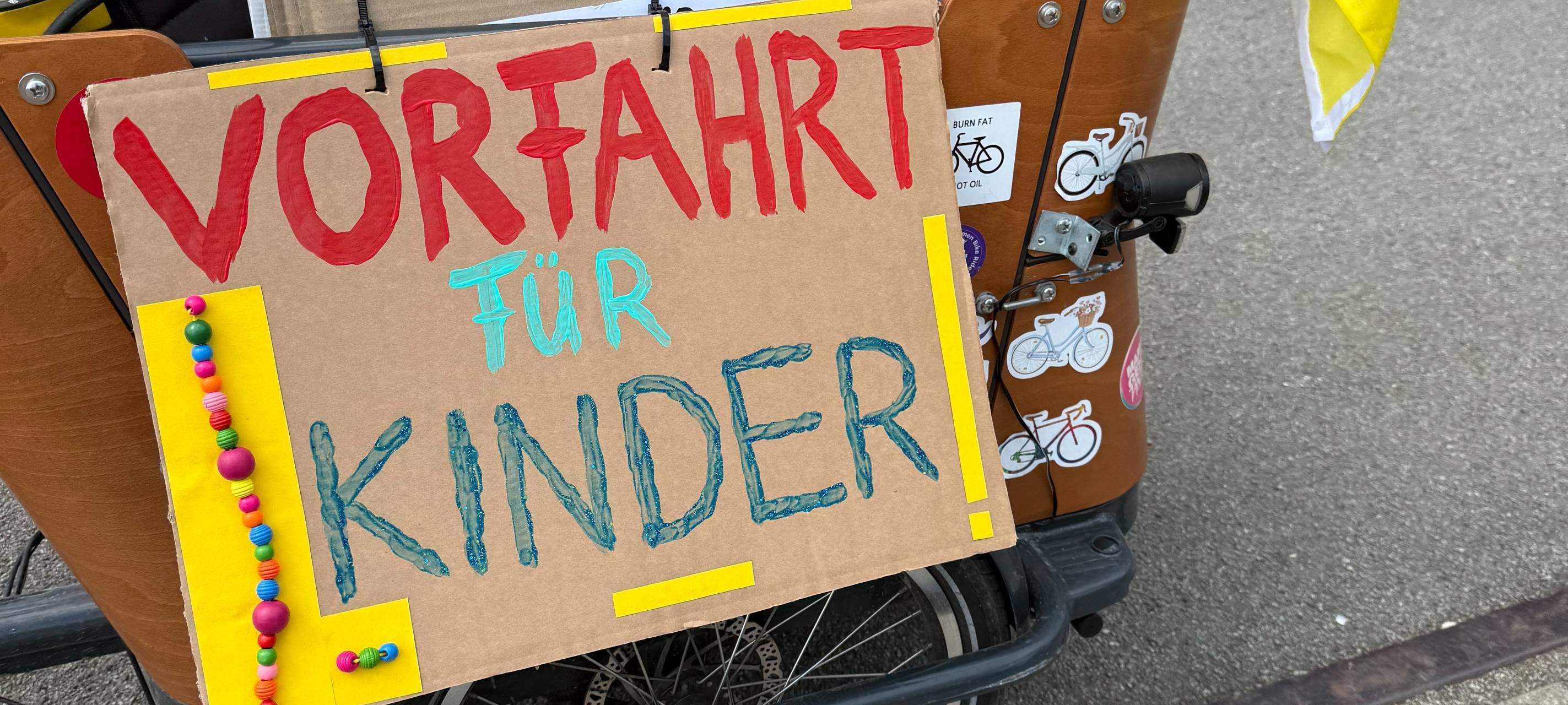 Kinder in Essen fordern sichere Radwege