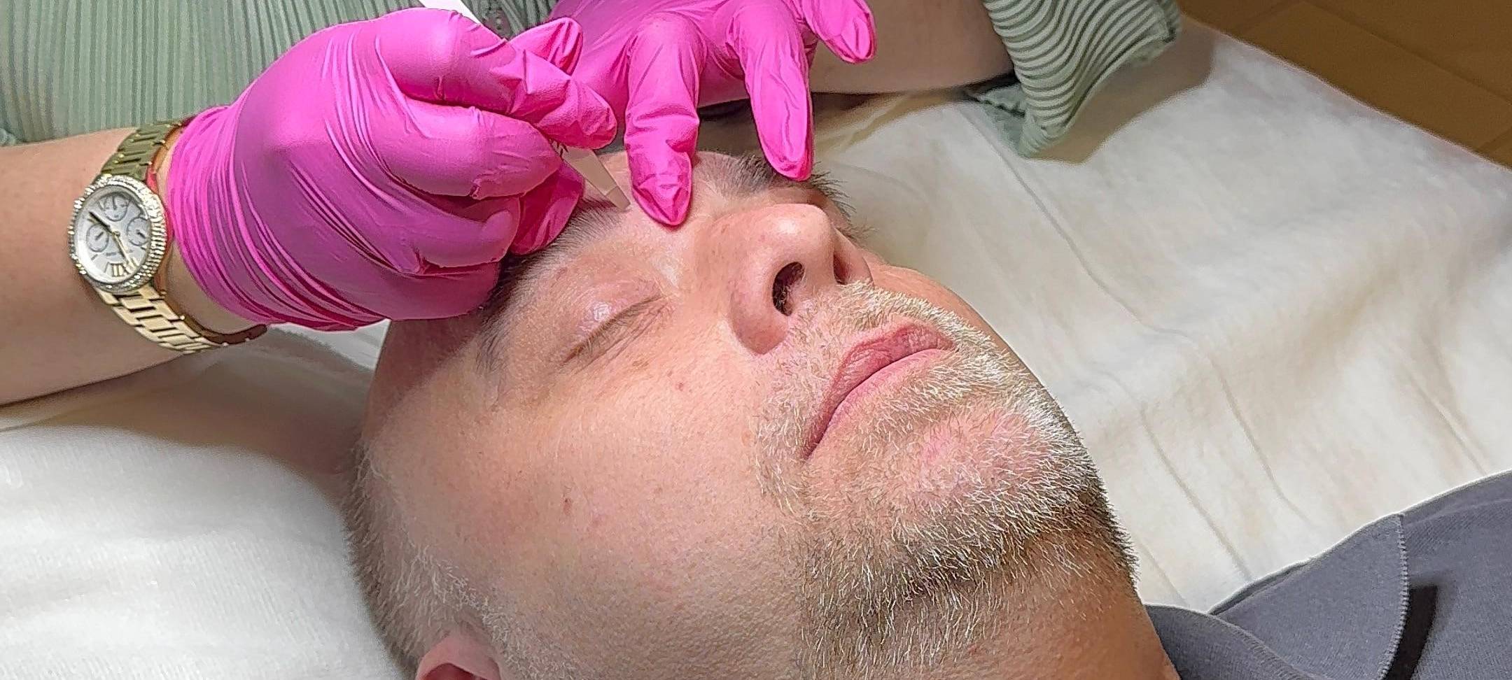 Radio Essen-Reporter macht sich schön für Lisa Feller