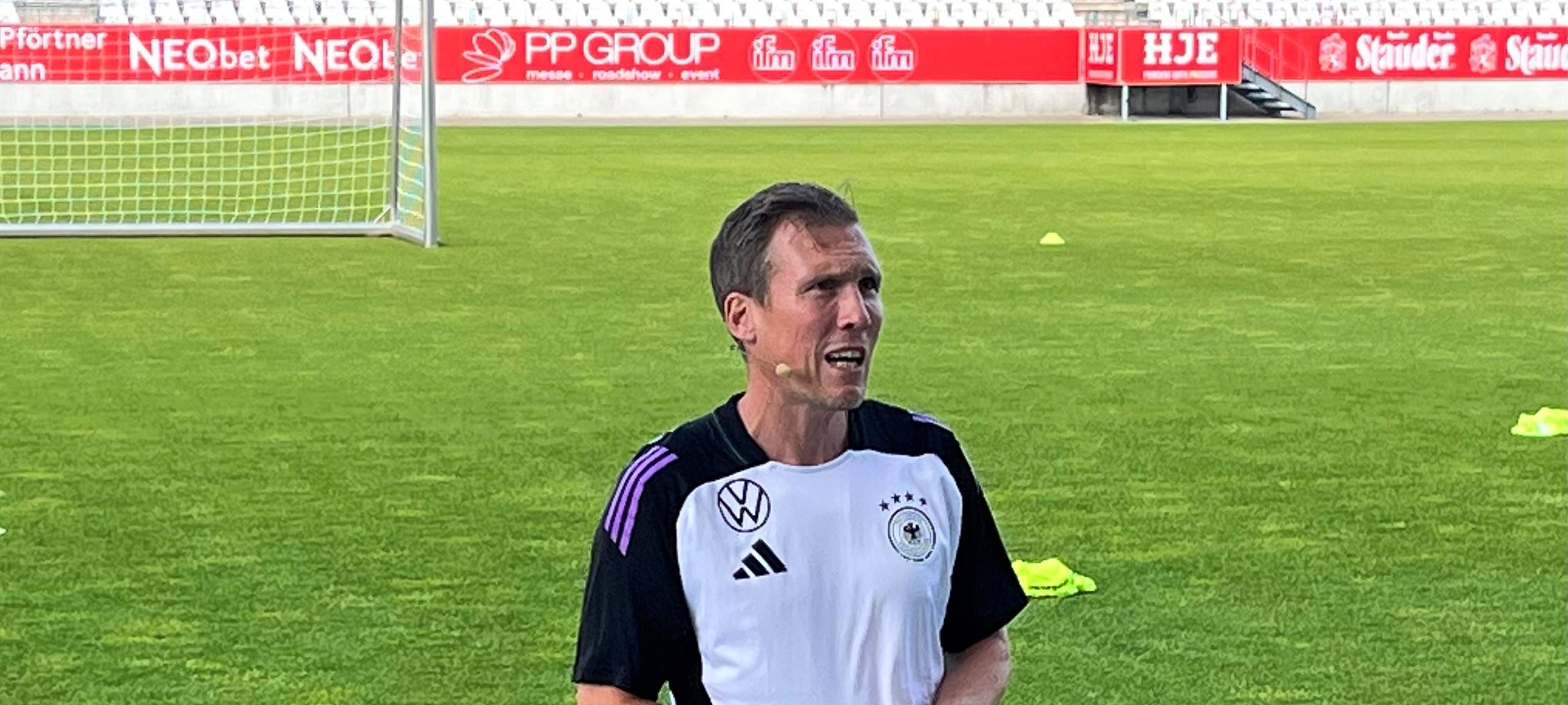 Fußballer aus Essen lernen Trainingsphilosophie des DFB