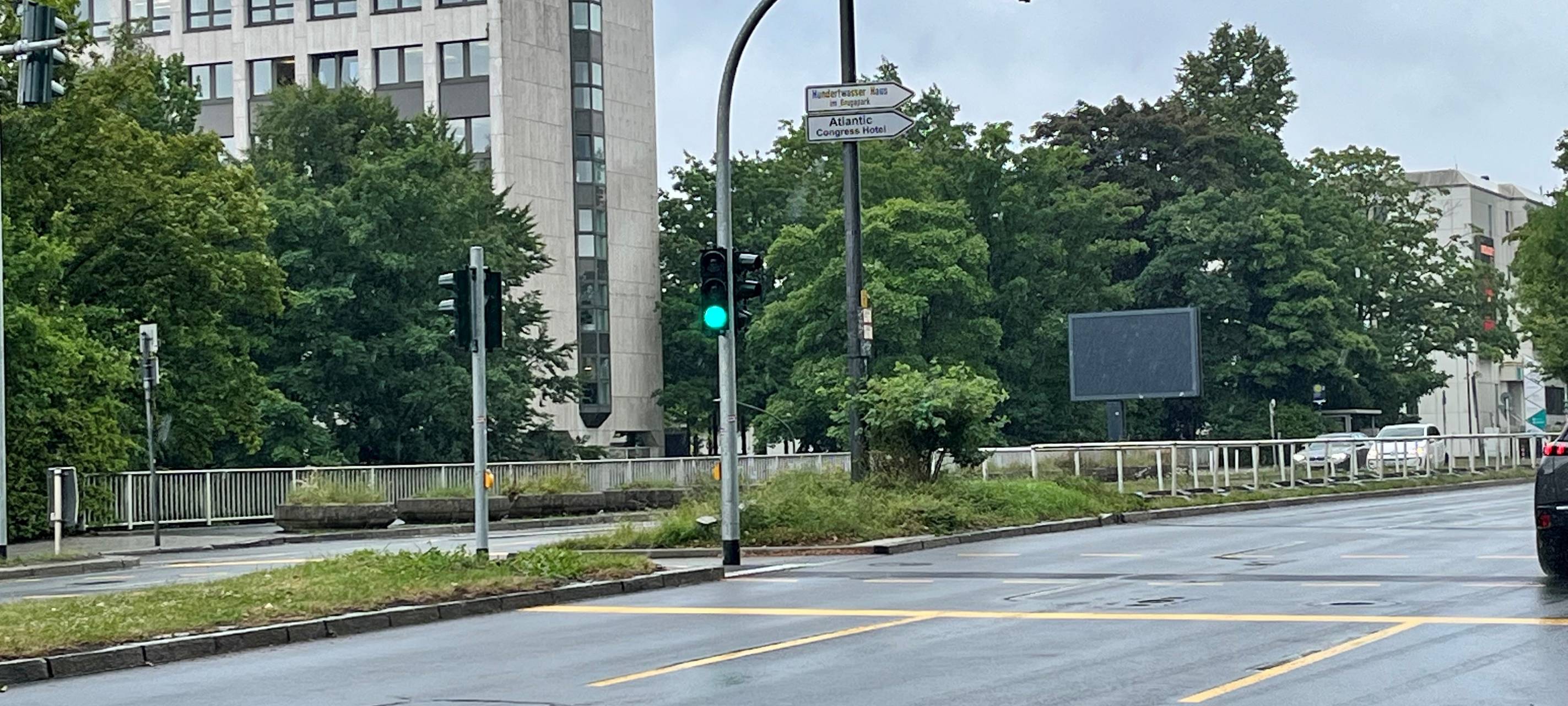 Neue Fußgängerampel in Essen in Betrieb