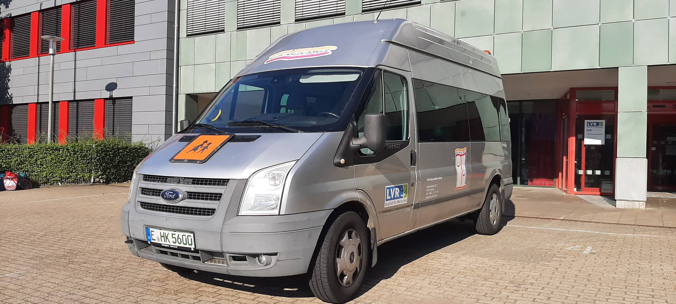 Diebe in Essen klauen Schülern den Bus
