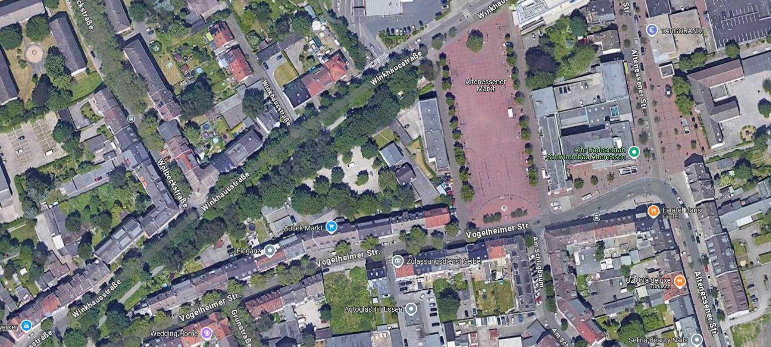 Vollsperrung auf großer Straße in Essen