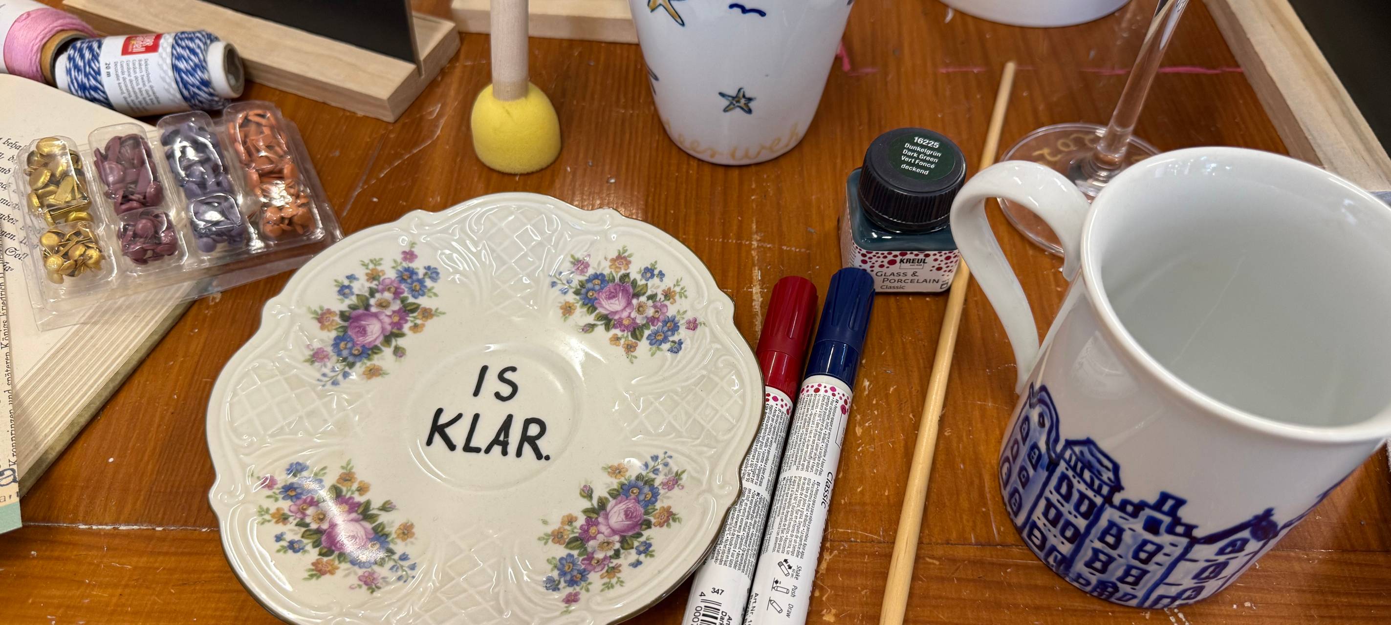 Oma-Hobby? Stricken und Töpfern in Essen begeistert junge Leute