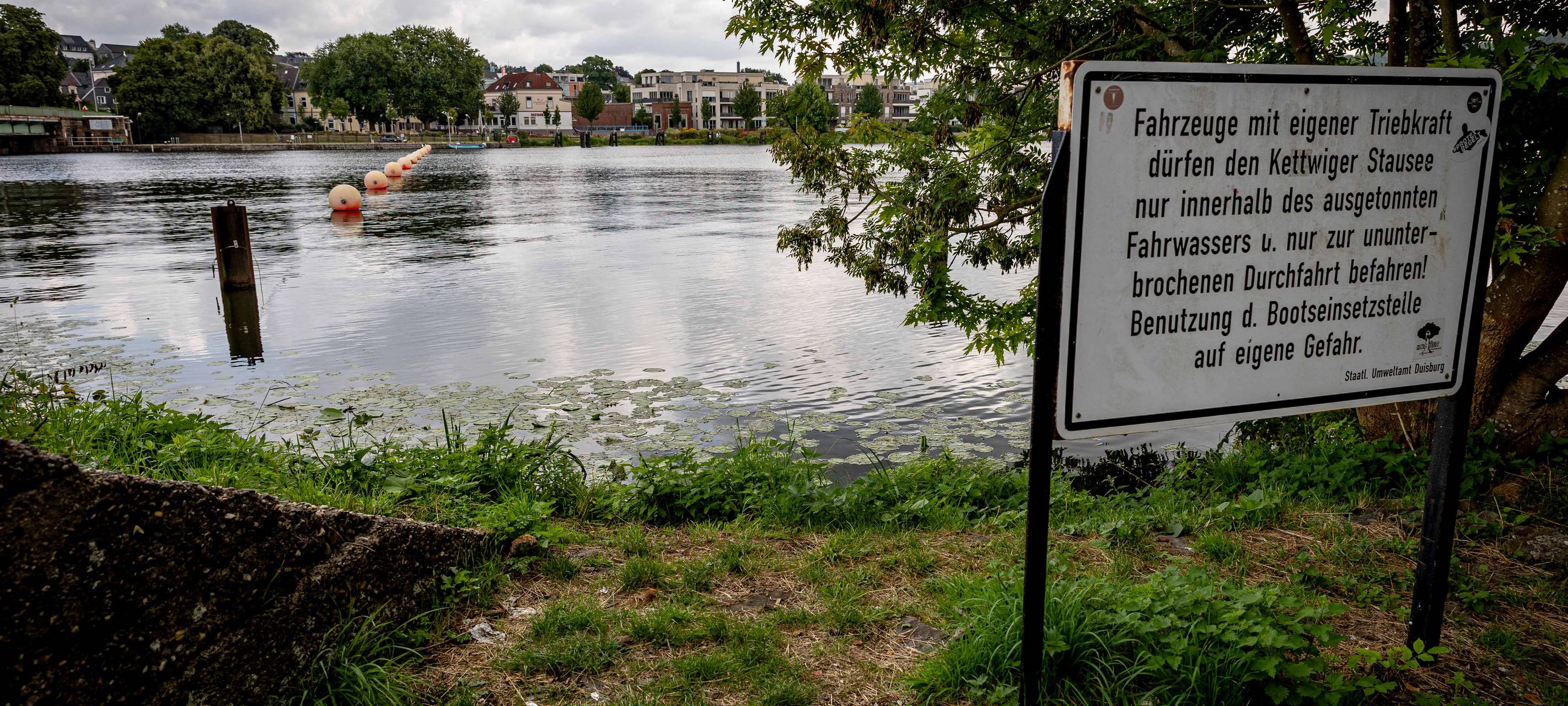 In Essen Leiche in der Ruhr gefunden