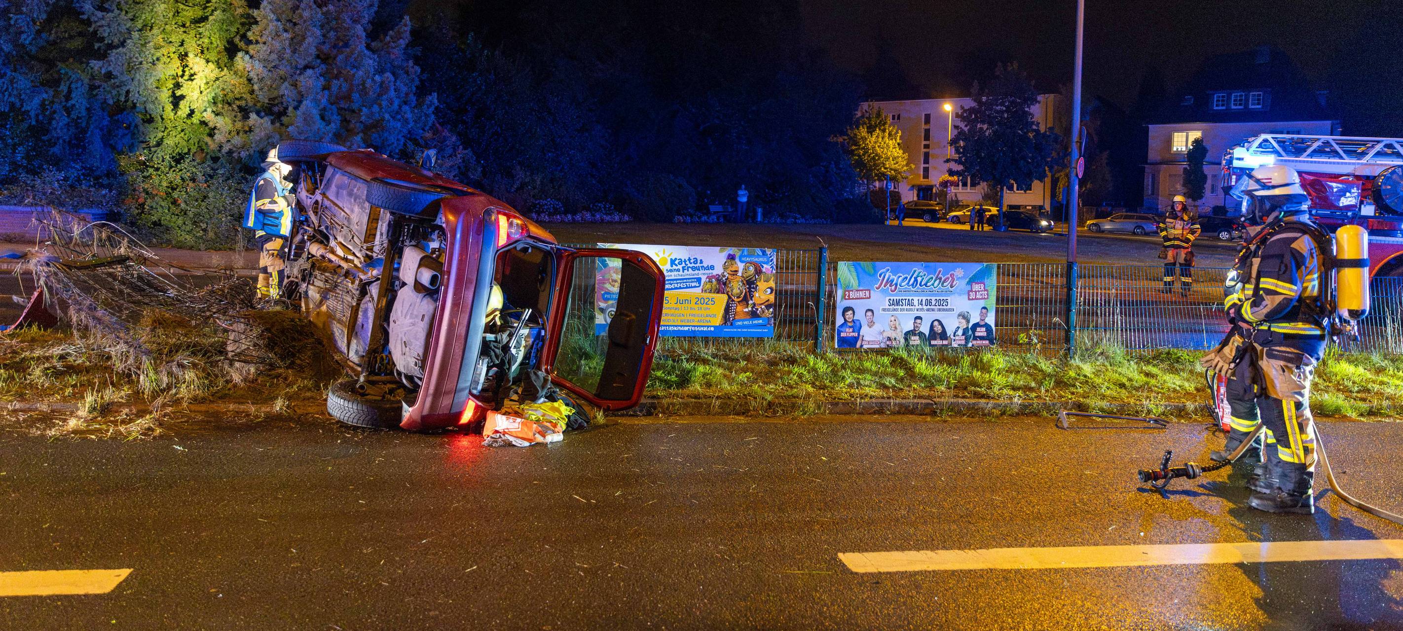 Unfall in Essen mit vier jungen Menschen