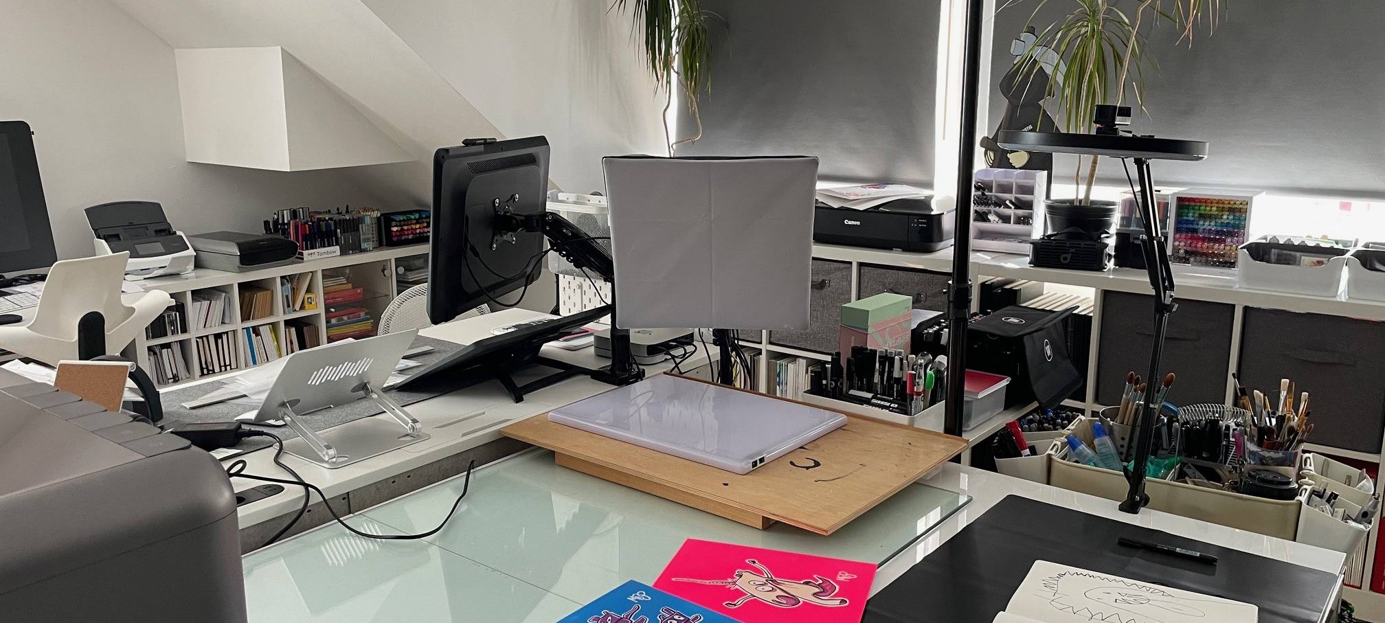 Cartoons aus Essen: Michael Holtschulte zeichnet Werke vom Sohn