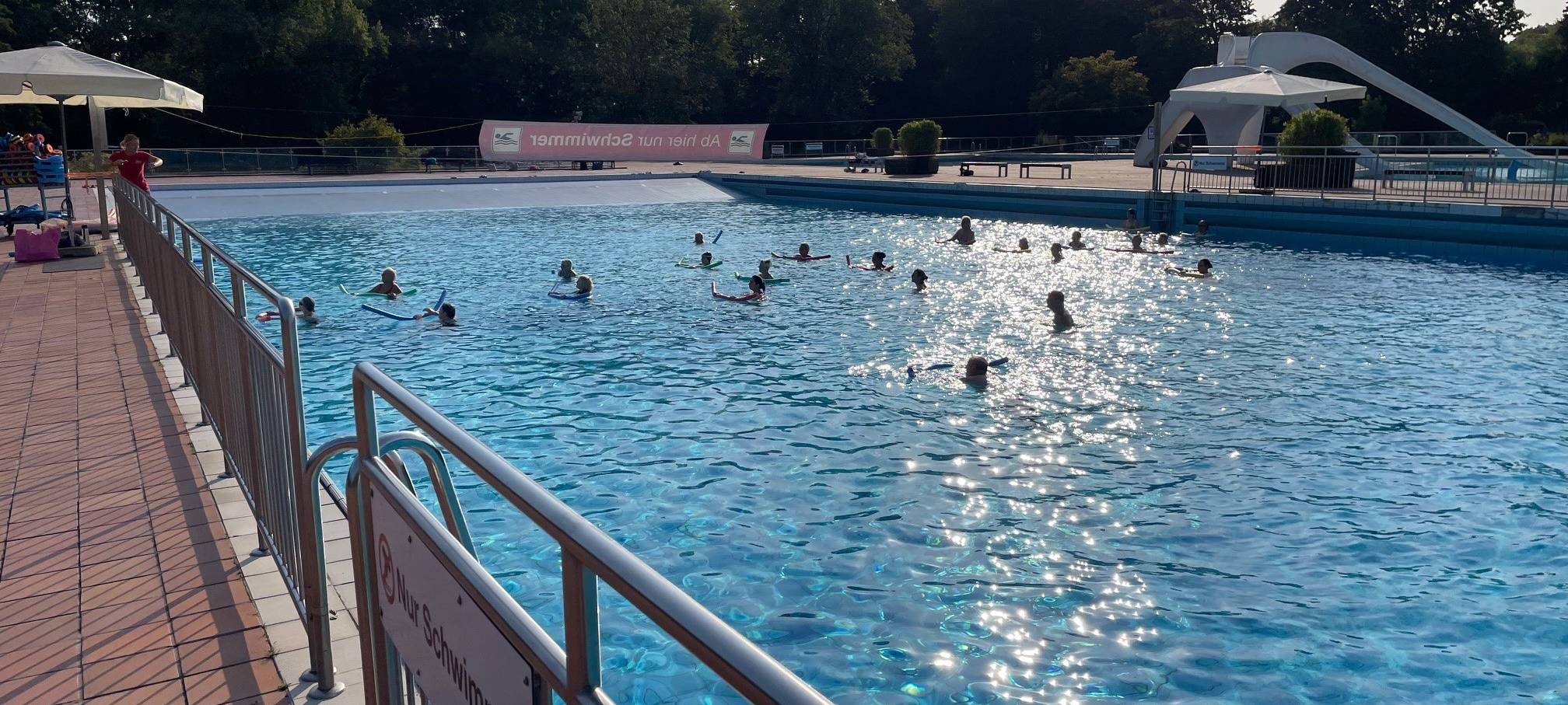 Rekordversuch in Essen beim Aqua-Power-Kurs