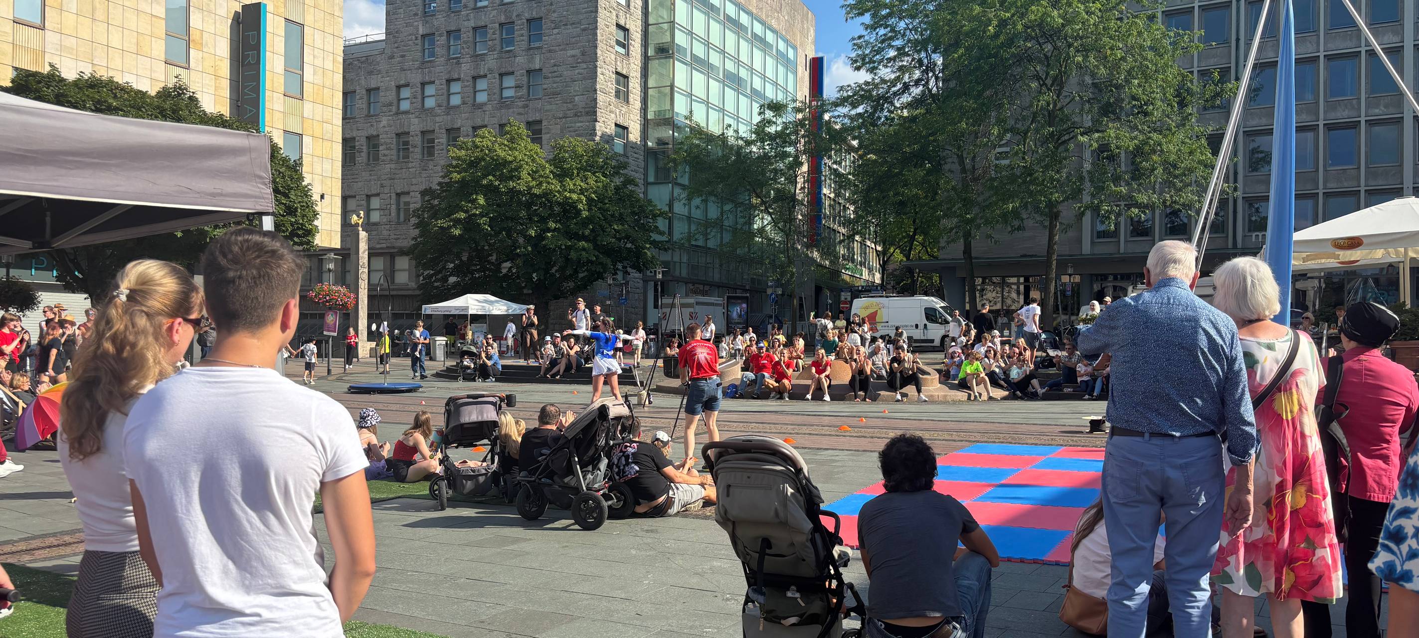 Essen feiert Straßenkunst: hautnah erleben und mitmachen