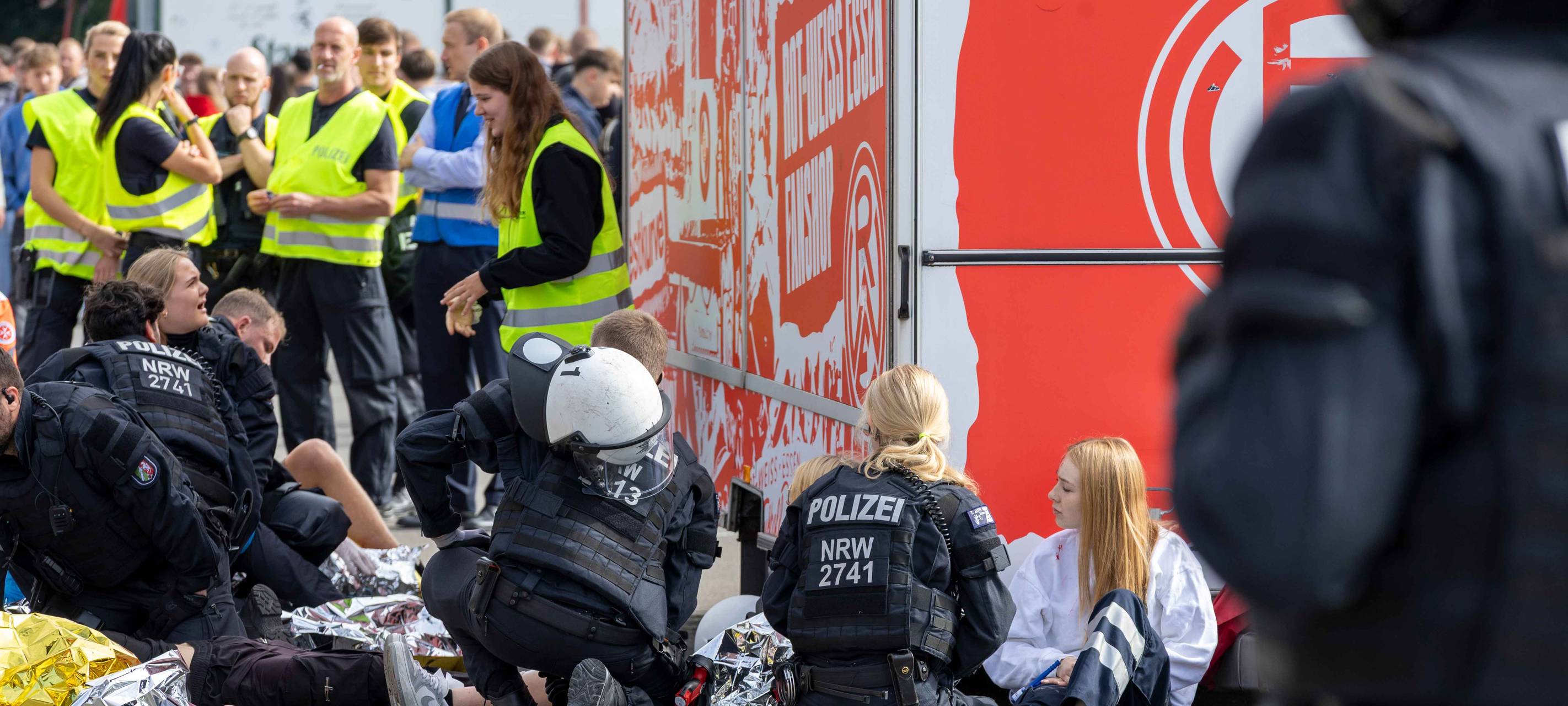 Anschlag aufs Stadion in Essen: Polizei trainiert Ernstfall