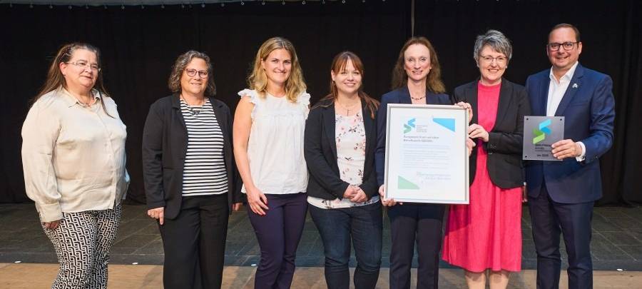 Gymnasium in Essen für Berufsberatung ausgezeichnet