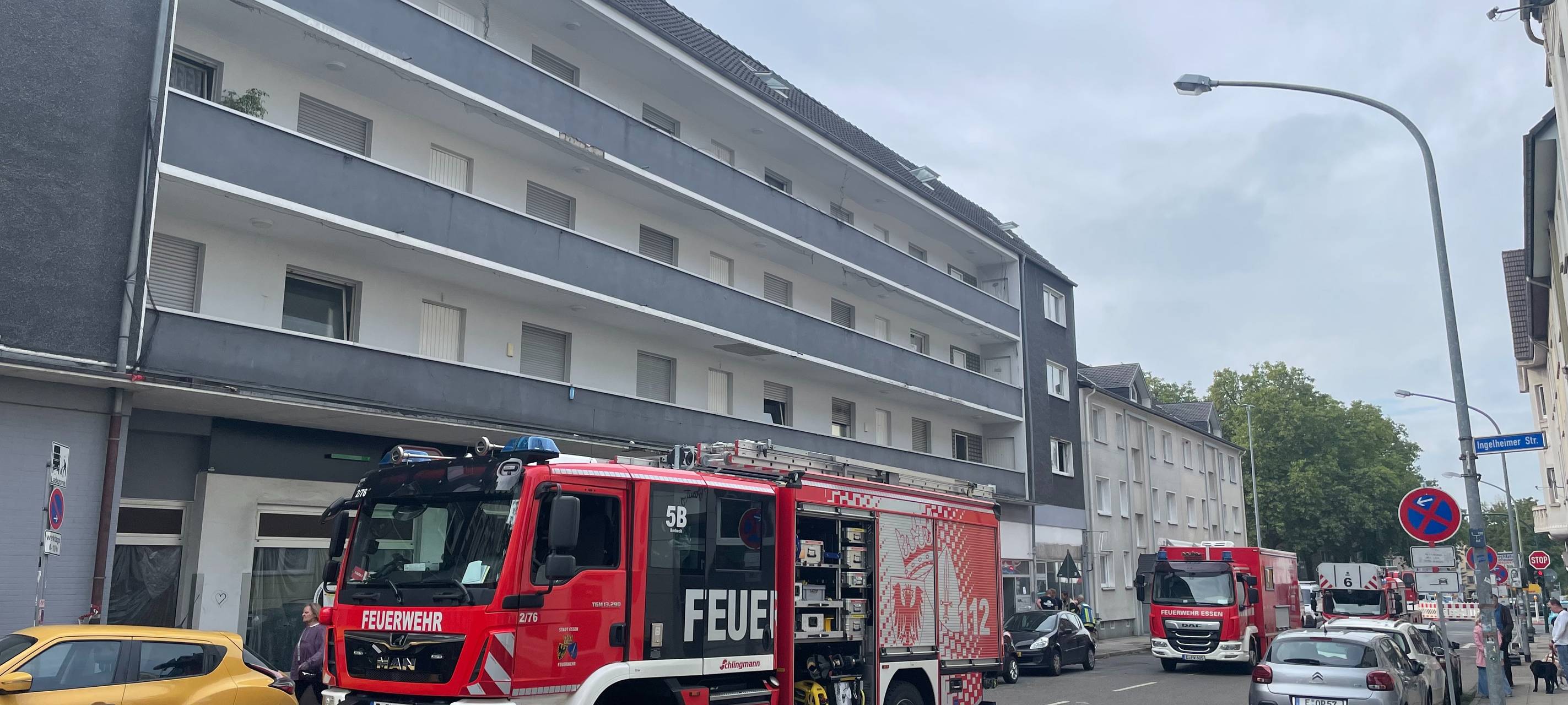 Großer Feuerwehreinsatz in Essen am frühen Morgen