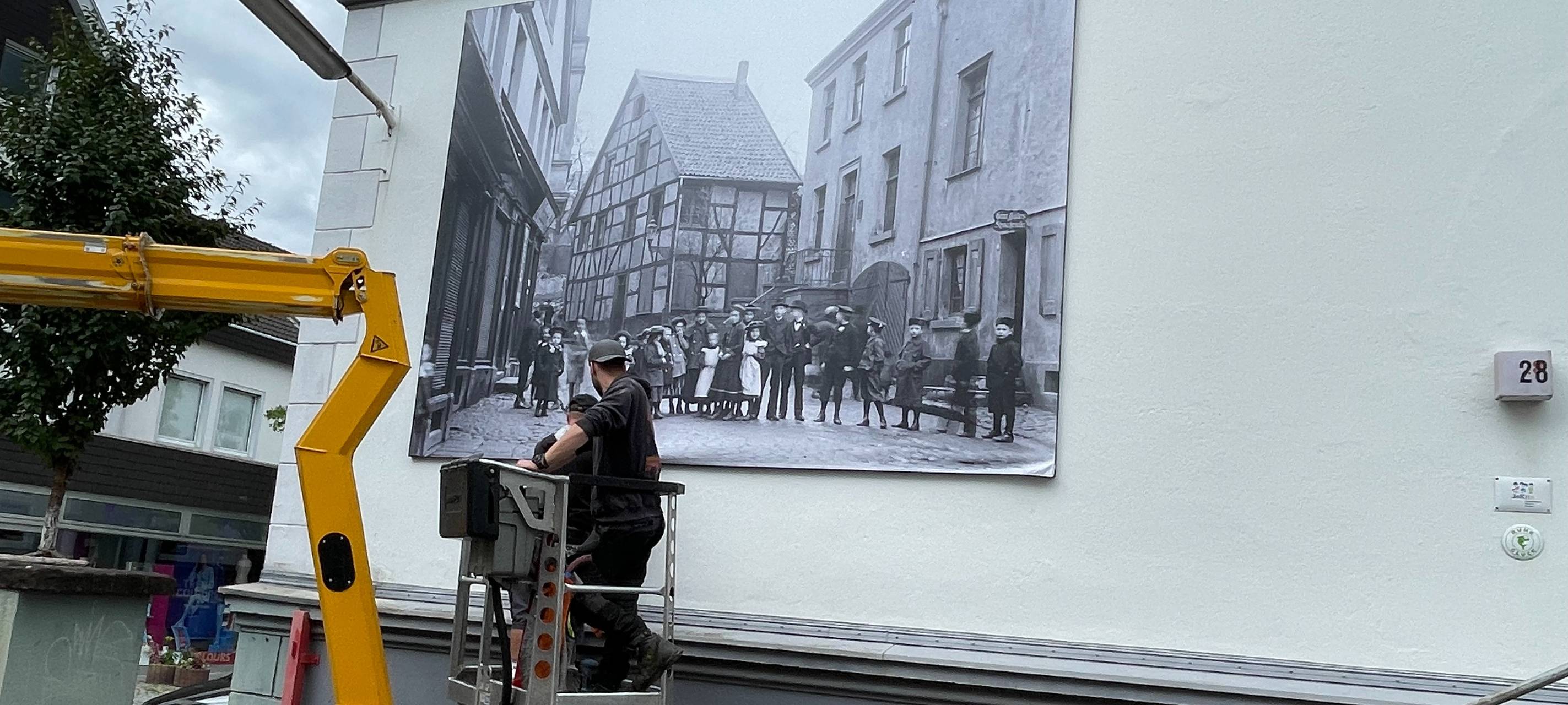 Zeitfenster Essen-Werden Montage