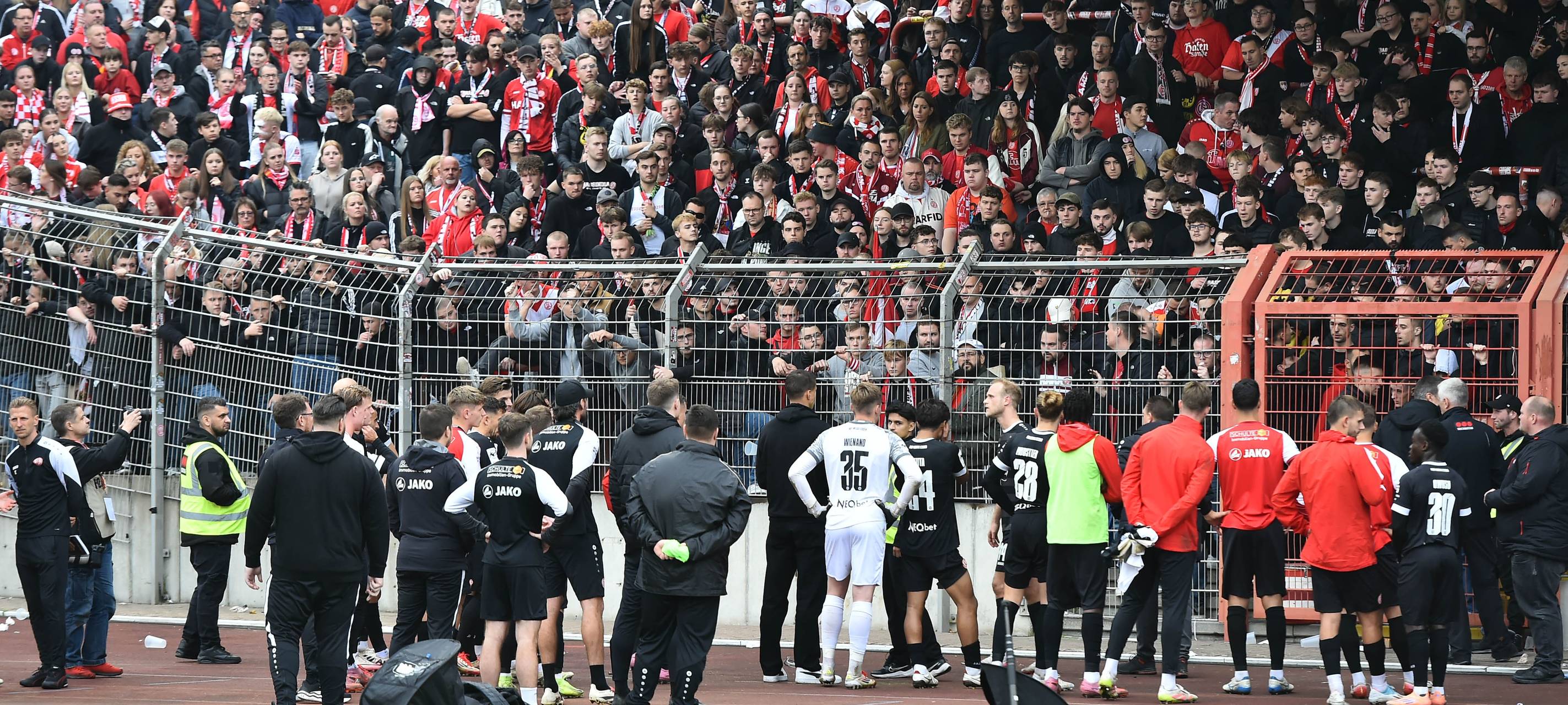 Rot-Weiss Essen fliegt gegen Oberhausen aus dem Pokal