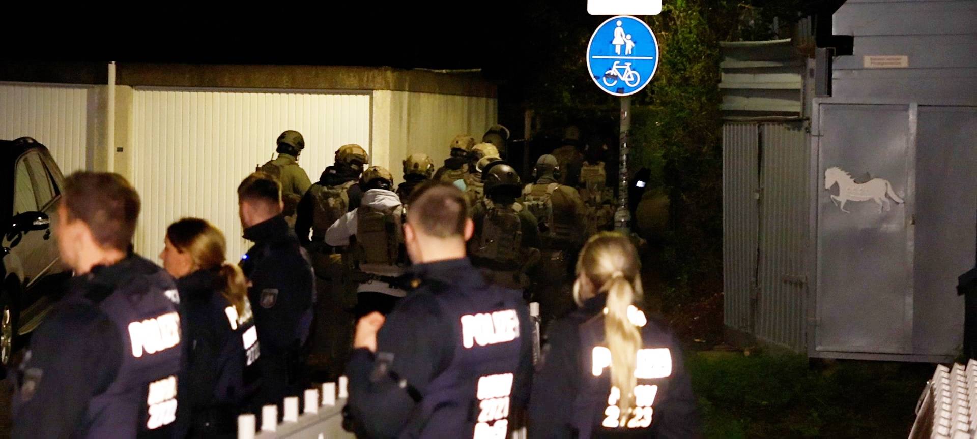 Großeinsatz in Essen - Zwei Verletzte nach Schusswechsel