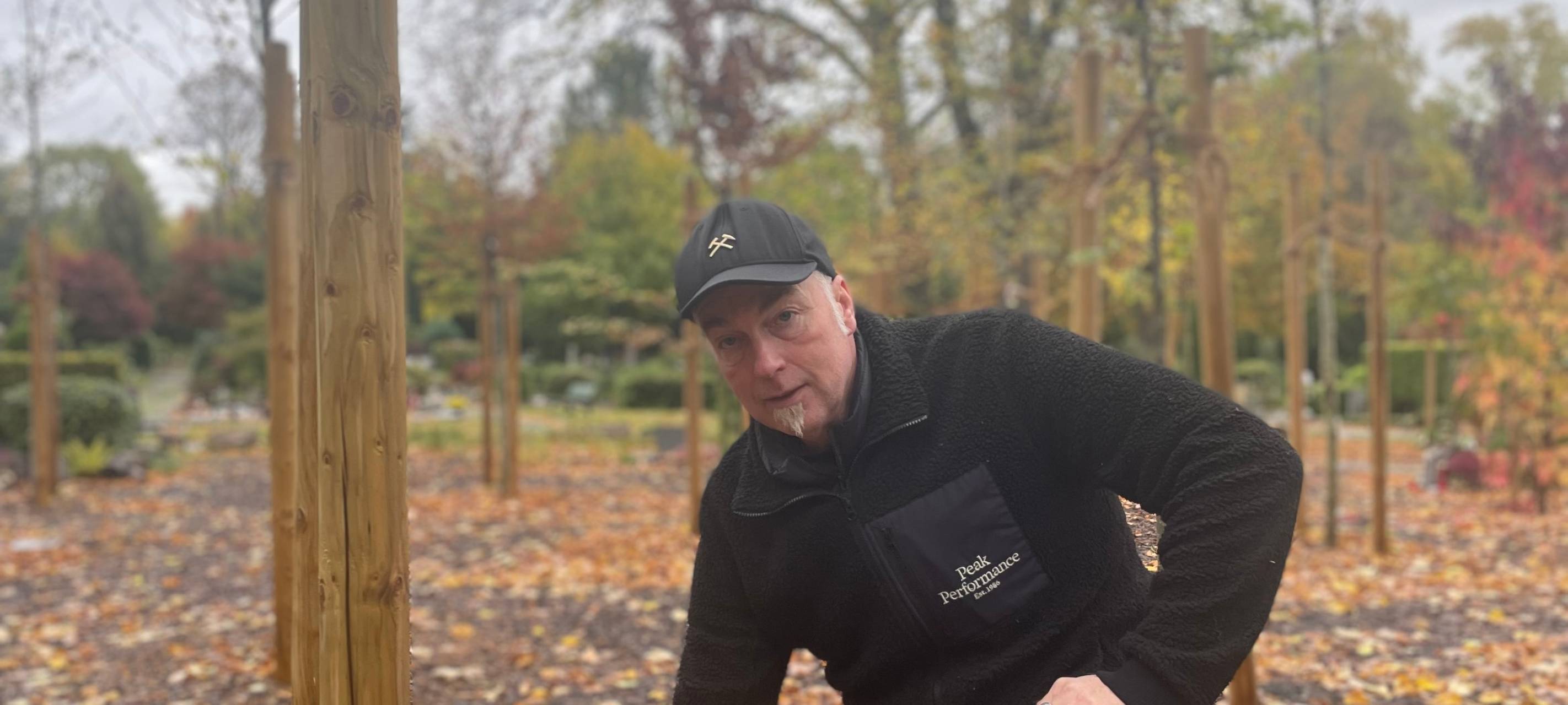 Vor Allerheiligen in Essen: Tipps und Trends für die Grabpflege auf dem Friedhof