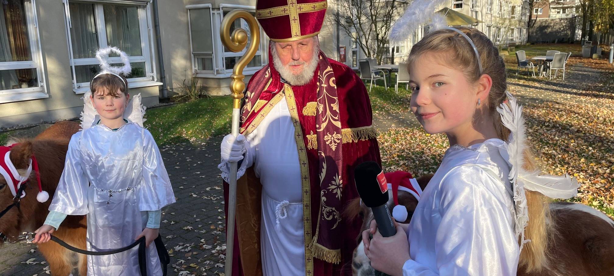 Bürger-Weihnachtsmarkt in Essen mit vielen Spielwütigen