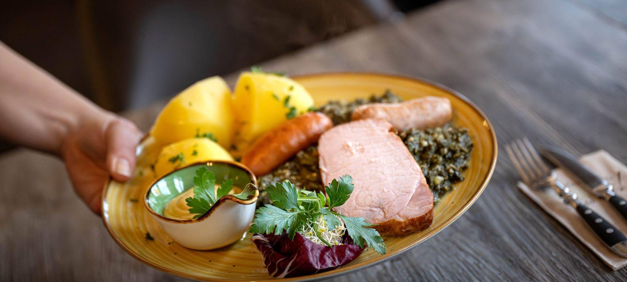 Pendler, Gastro, Ehrenamt: Bundestag beschließt Entlastung