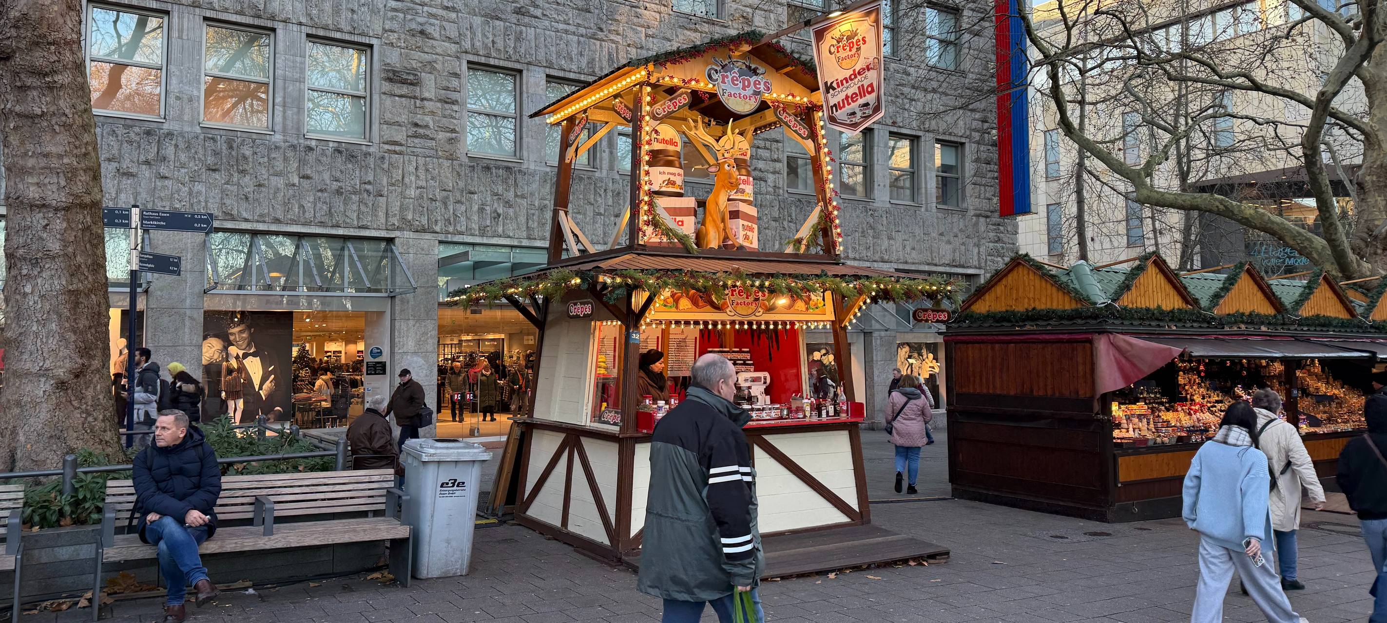 Weihnachtsmarkt-Challenge in Essen: Wie weit mit 50 Euro?
