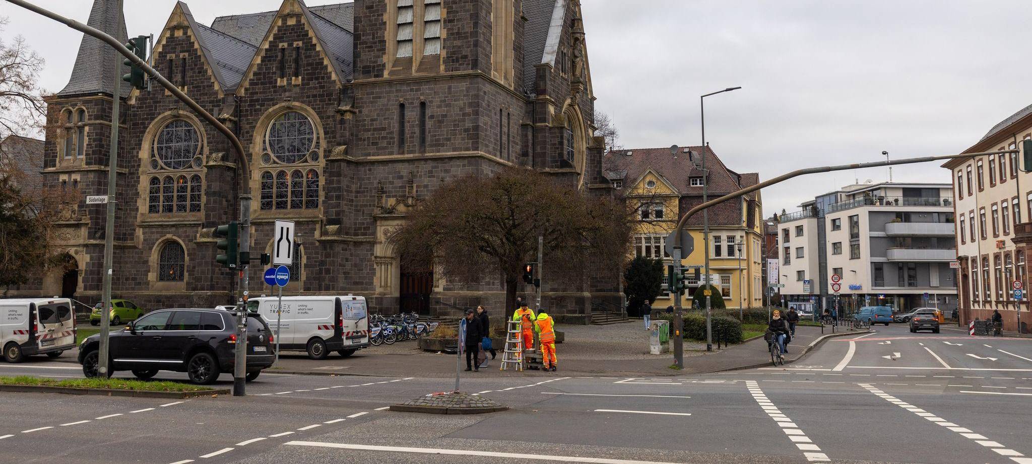 Mann verletzt mit Auto in Gießen mehrere Menschen
