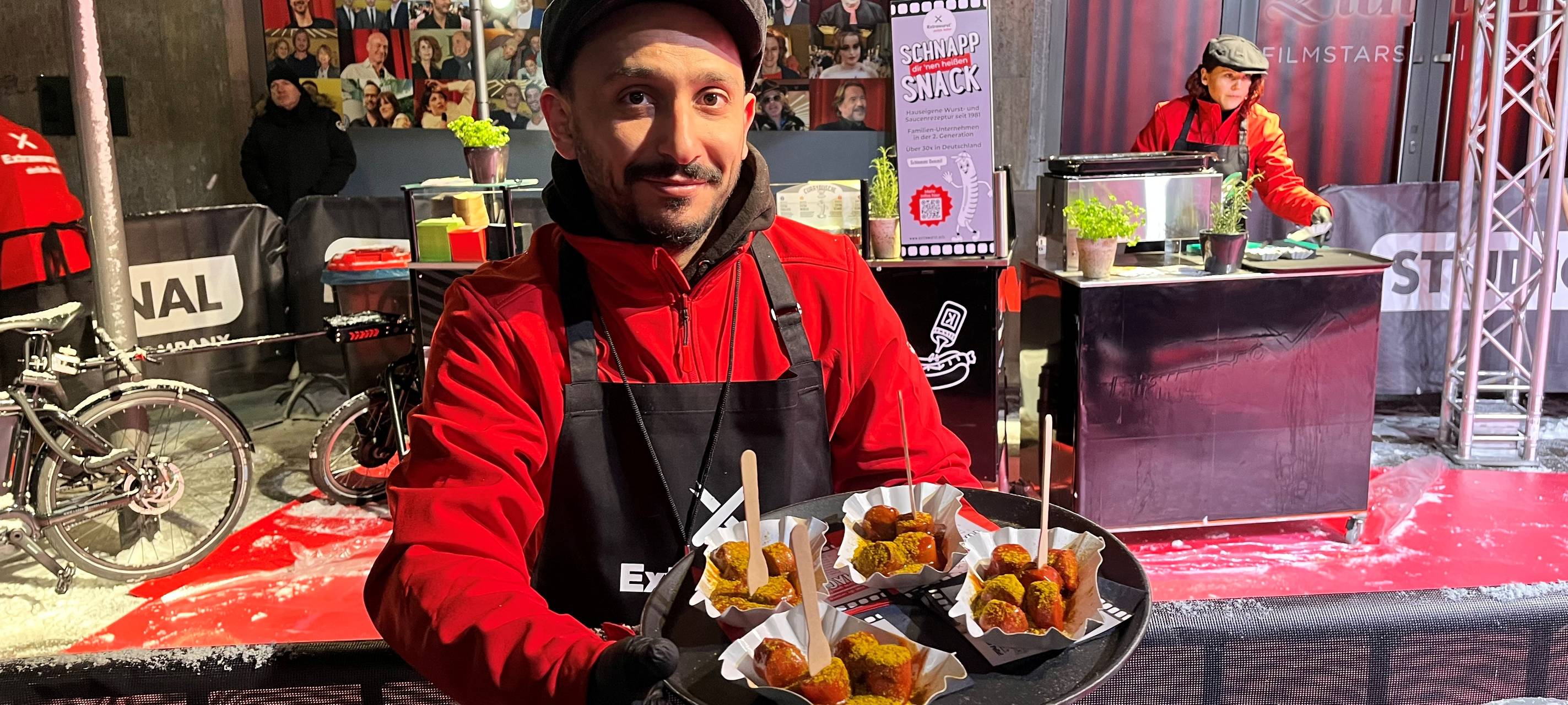 Premiere in Essen - Hape Kerkeling und Co. feiern "Extrawurst"