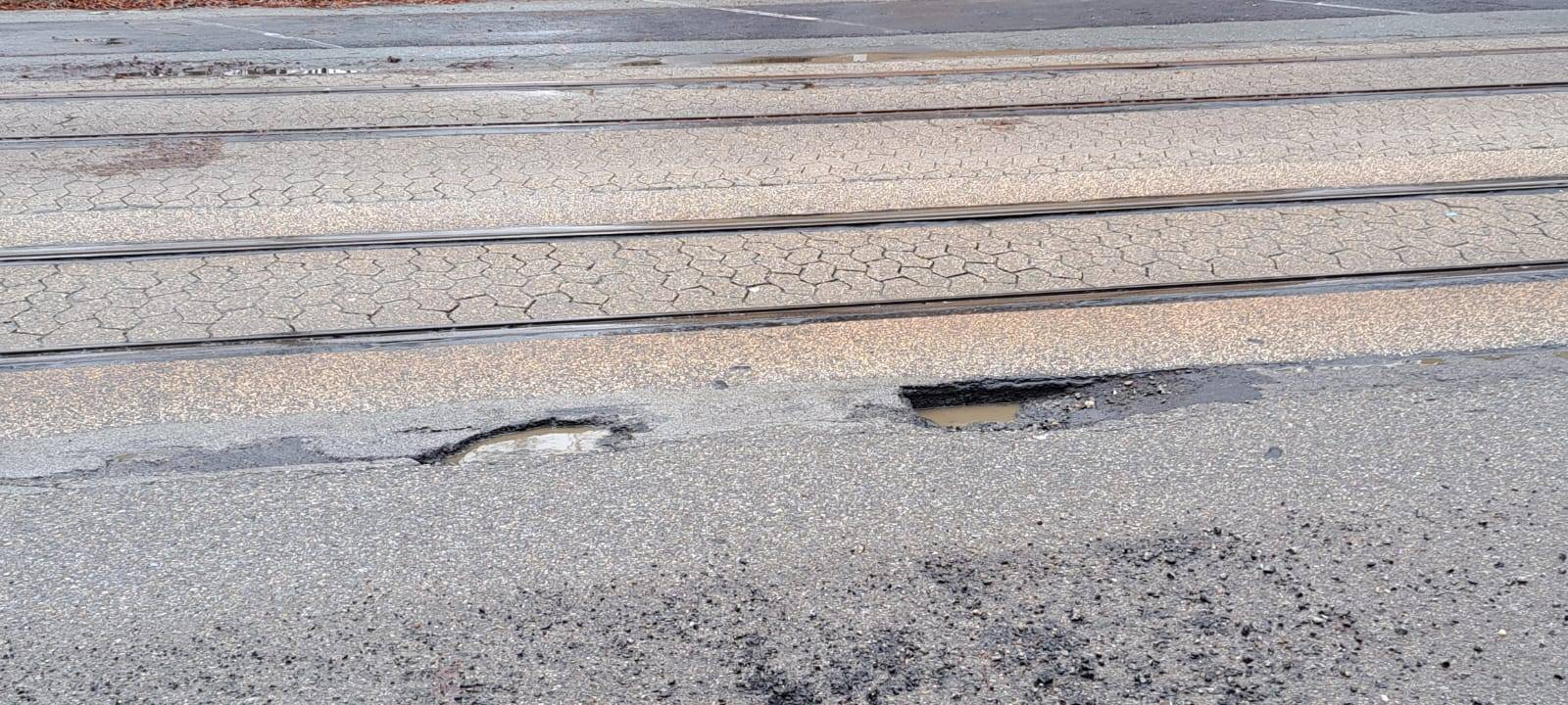 Schlaglöcher in Essen werden gestopft