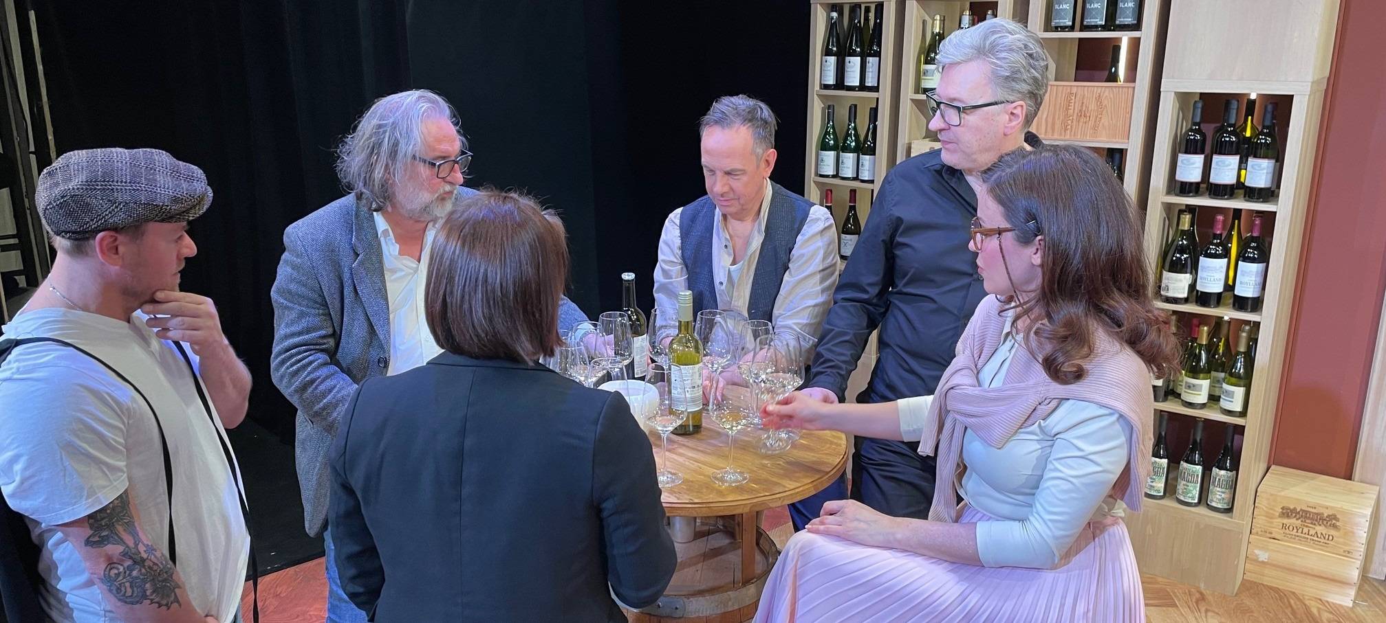 Radio Essen-Weinprobe auf der Theaterbühne