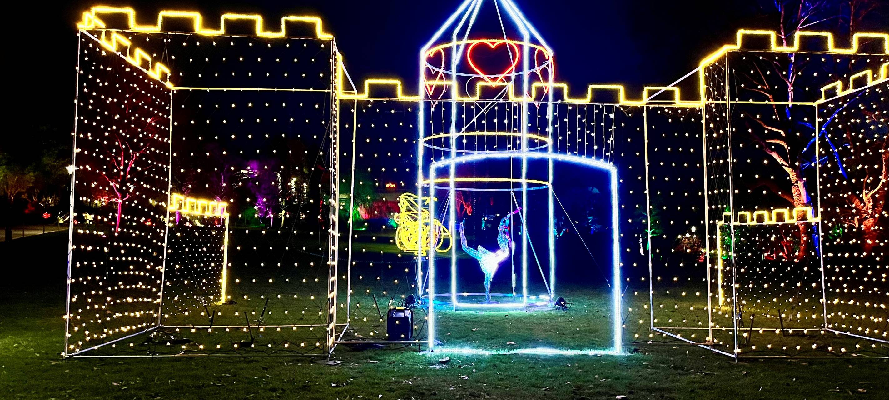 Parkleuchten im Grugapark Essen: Highlights, Öffnungszeiten und Preise