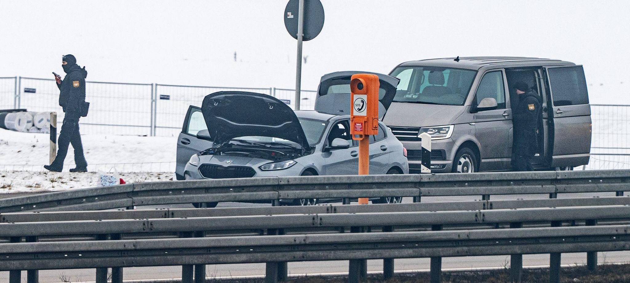 Verdacht auf Sprengstoff - A3 gesperrt