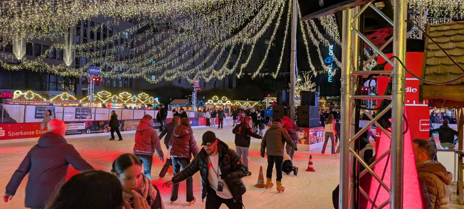 Wintertraum in Essen: Eisbahn auf zwei Etagen