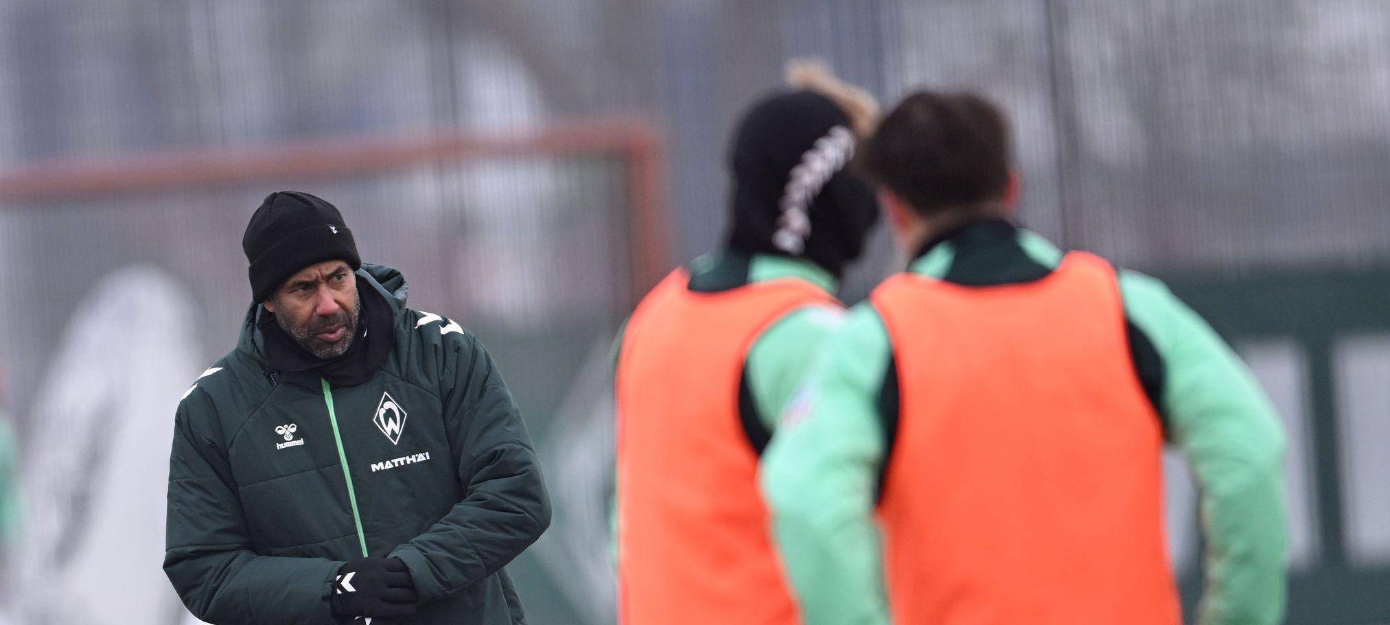 Werder Bremen - Training mit neuem Trainer Thioune