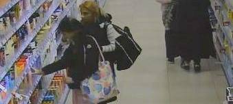 Fotofahndung in Essen: Polizei sucht nach Frauenquartett