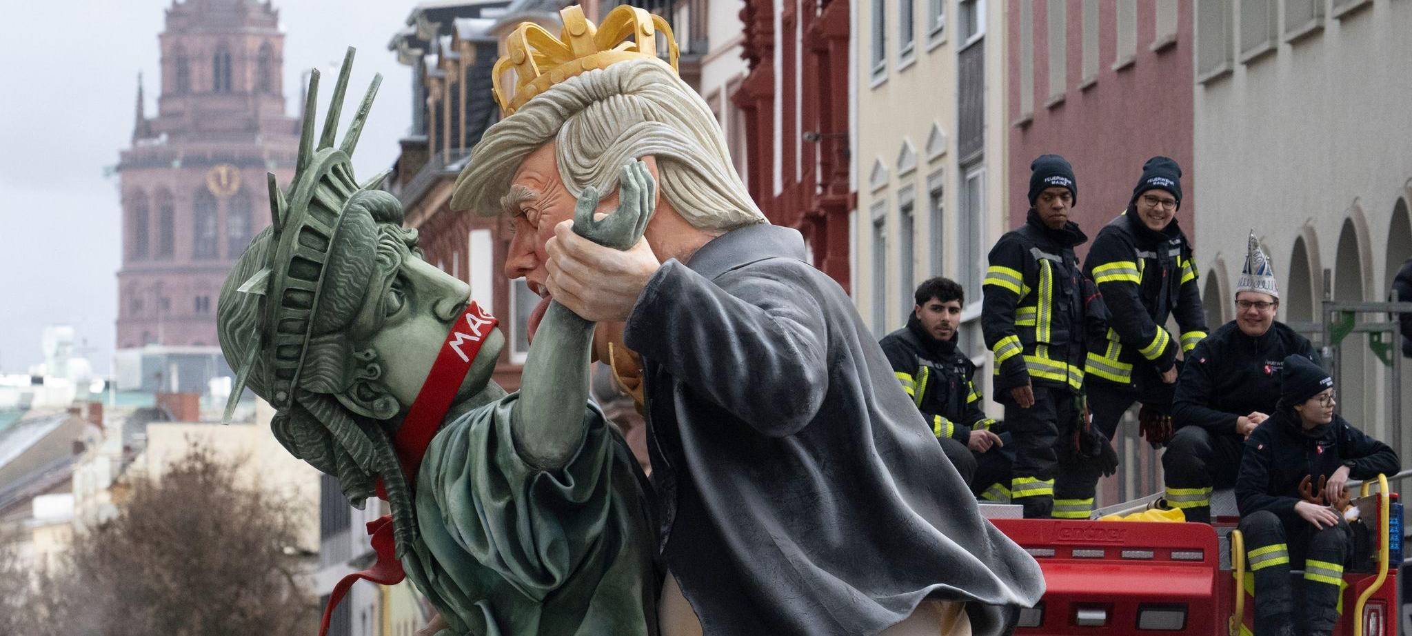 Rosenmontag am Rhein - Mainz