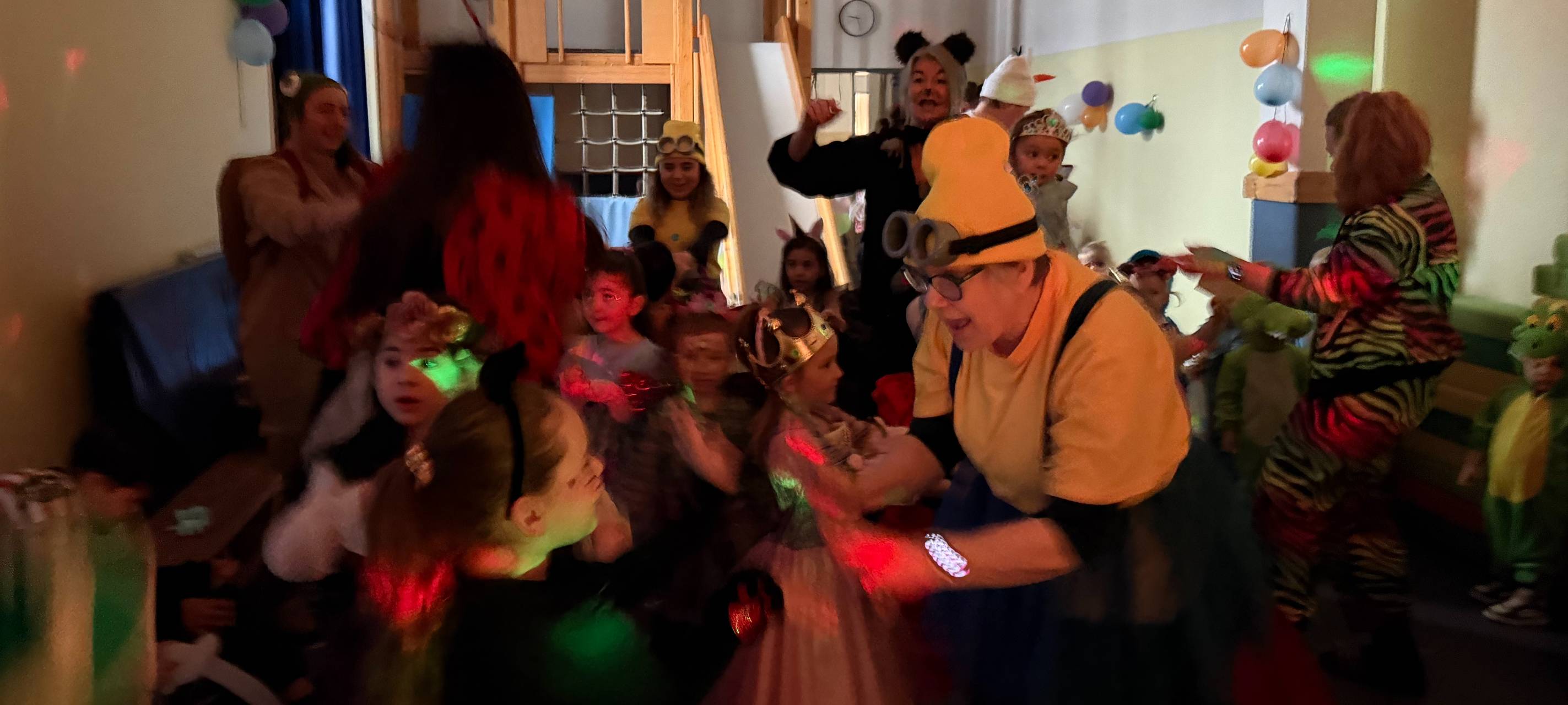 Der Radio Essen Kamelle-Express 2026 - Karneval bei Euch