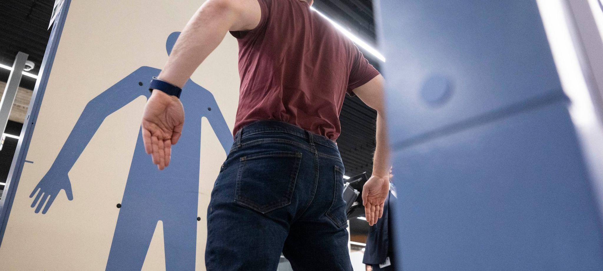 Sicherheitskontrolle am Stuttgarter Flughafen