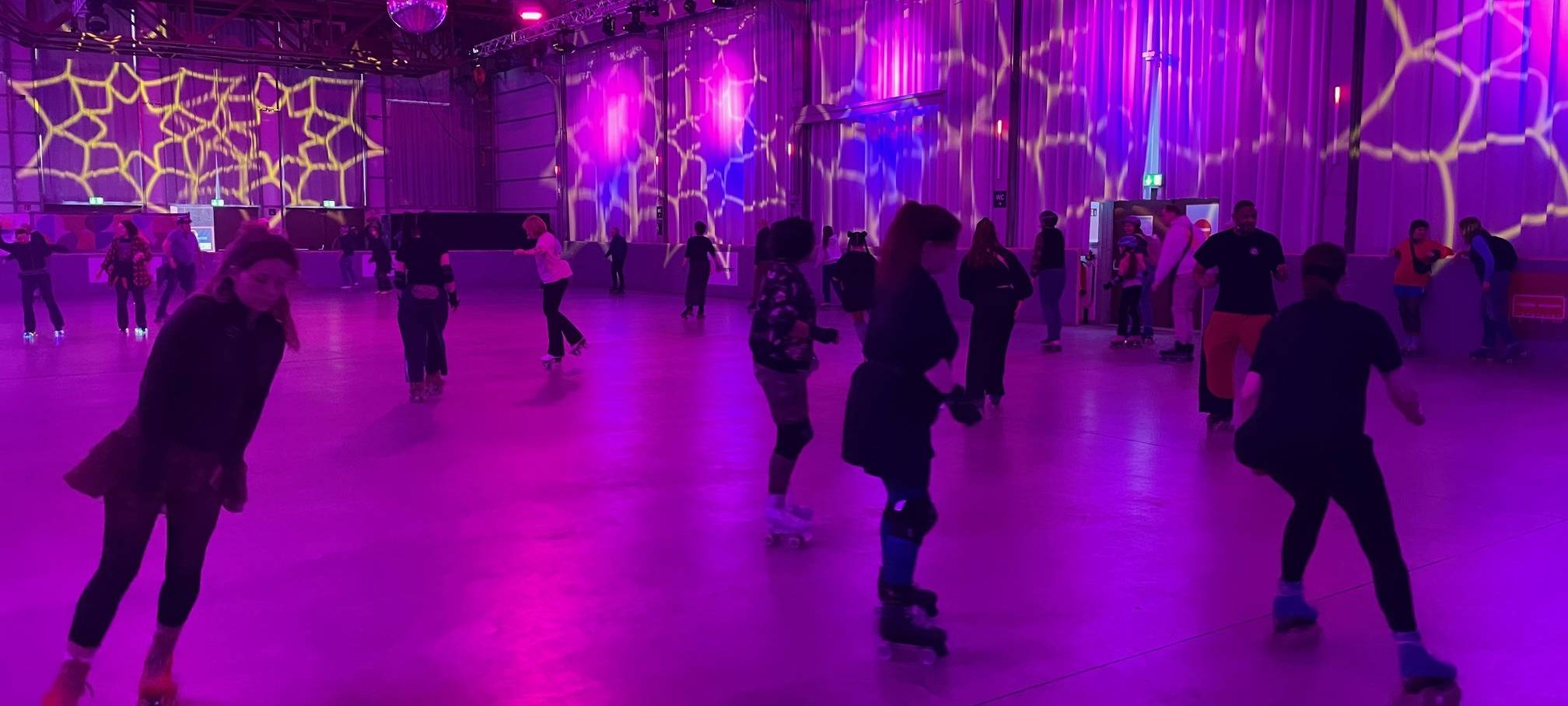 Back to the 80ies auf der Zollverein Rollschuhbahn