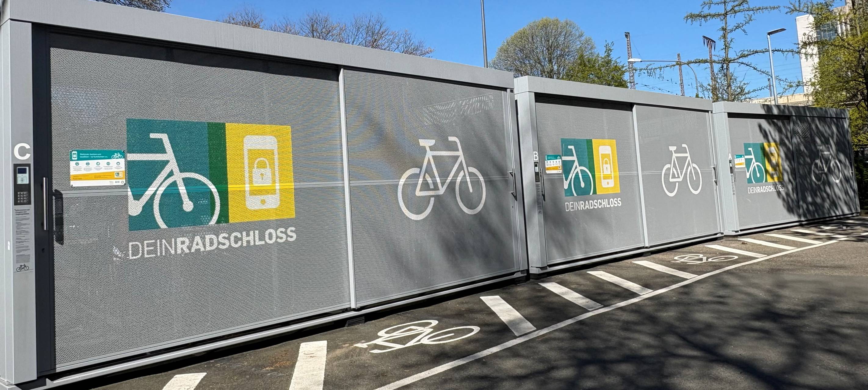 Mehr Sicherheit in Essen für Fahrräder - neue Fahrradboxen