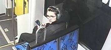Straßenbahnfahrer in Essen geschlagen - Fotofahndung