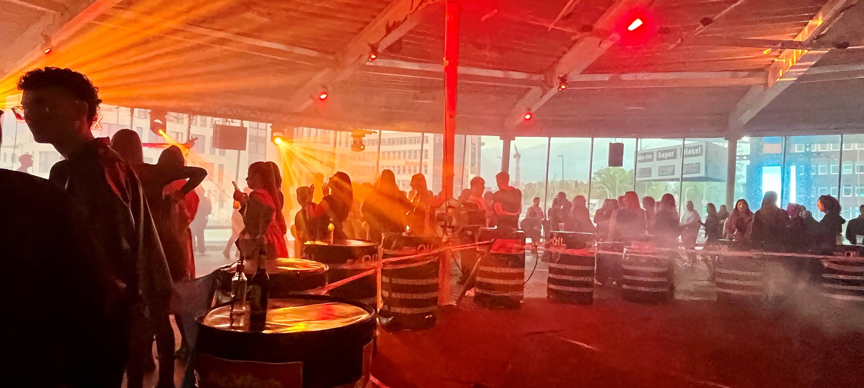 Waschanlage in Essen wird zur Partylocation: Das erwartet Euch!