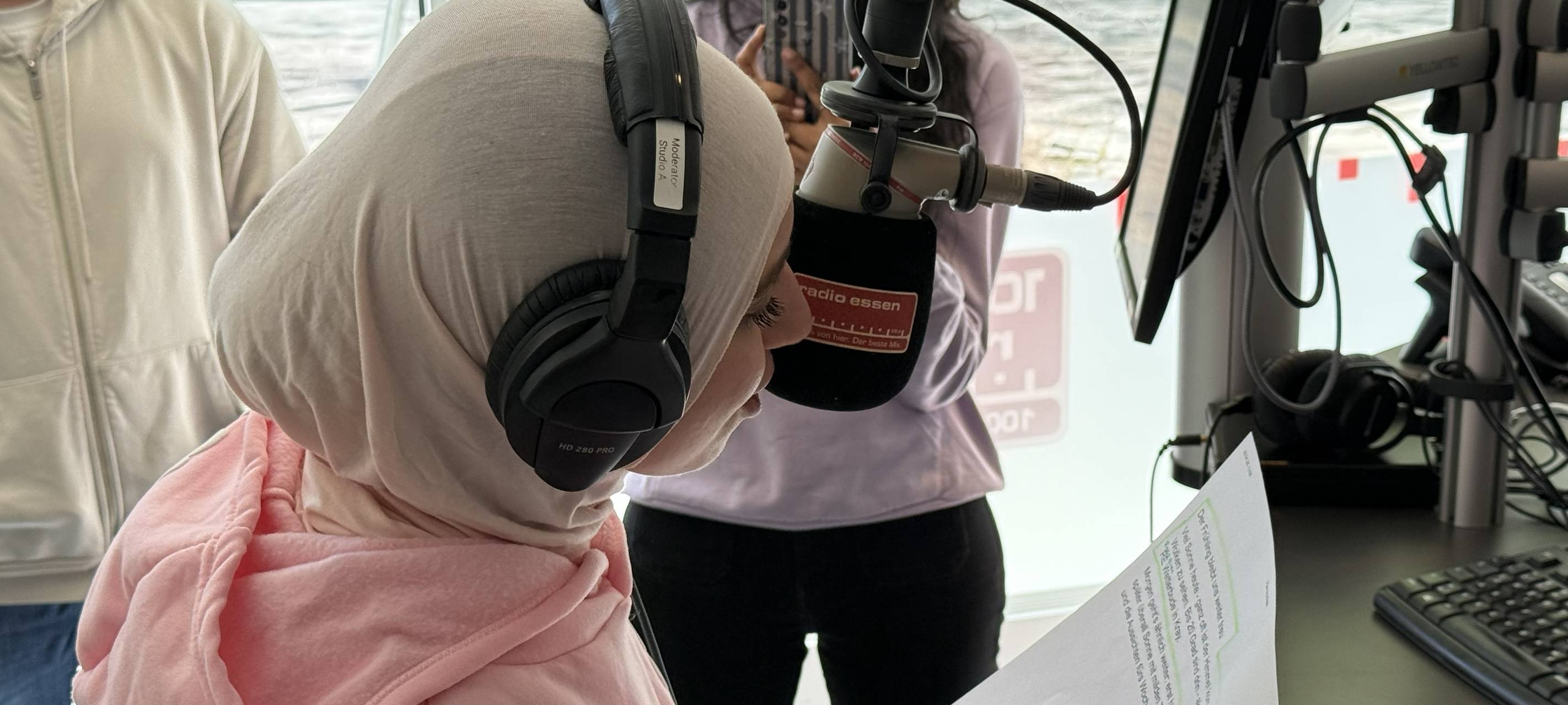 Girls' und Boys' Day in Essen: Jugendliche besuchen Radio Essen