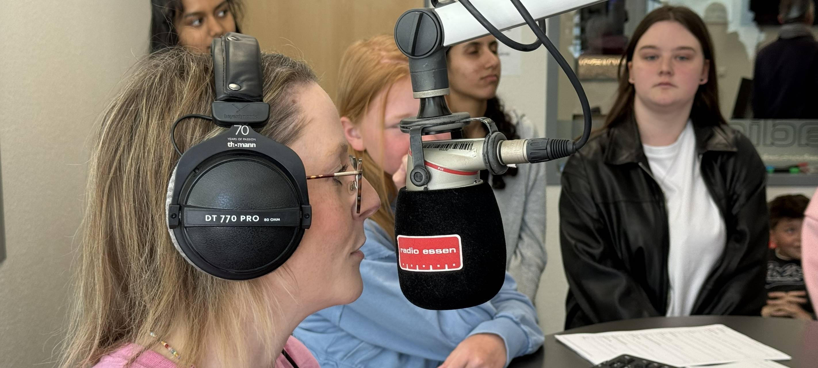 Girls' und Boys' Day in Essen: Jugendliche besuchen Radio Essen