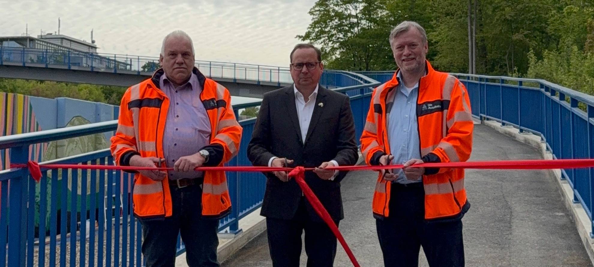 Beliebte Fußgängerbrücke in Essen wieder fertig