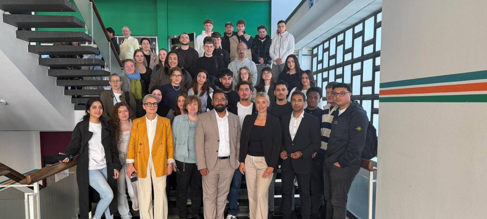 Schüler in Essen diskutieren über Politik