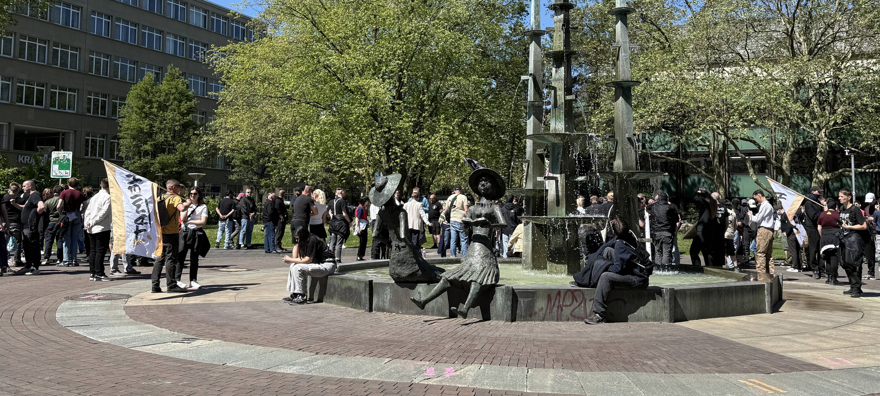 Demos in Essen am 1. Mai: Die Großeinsatz-Lage im Ticker