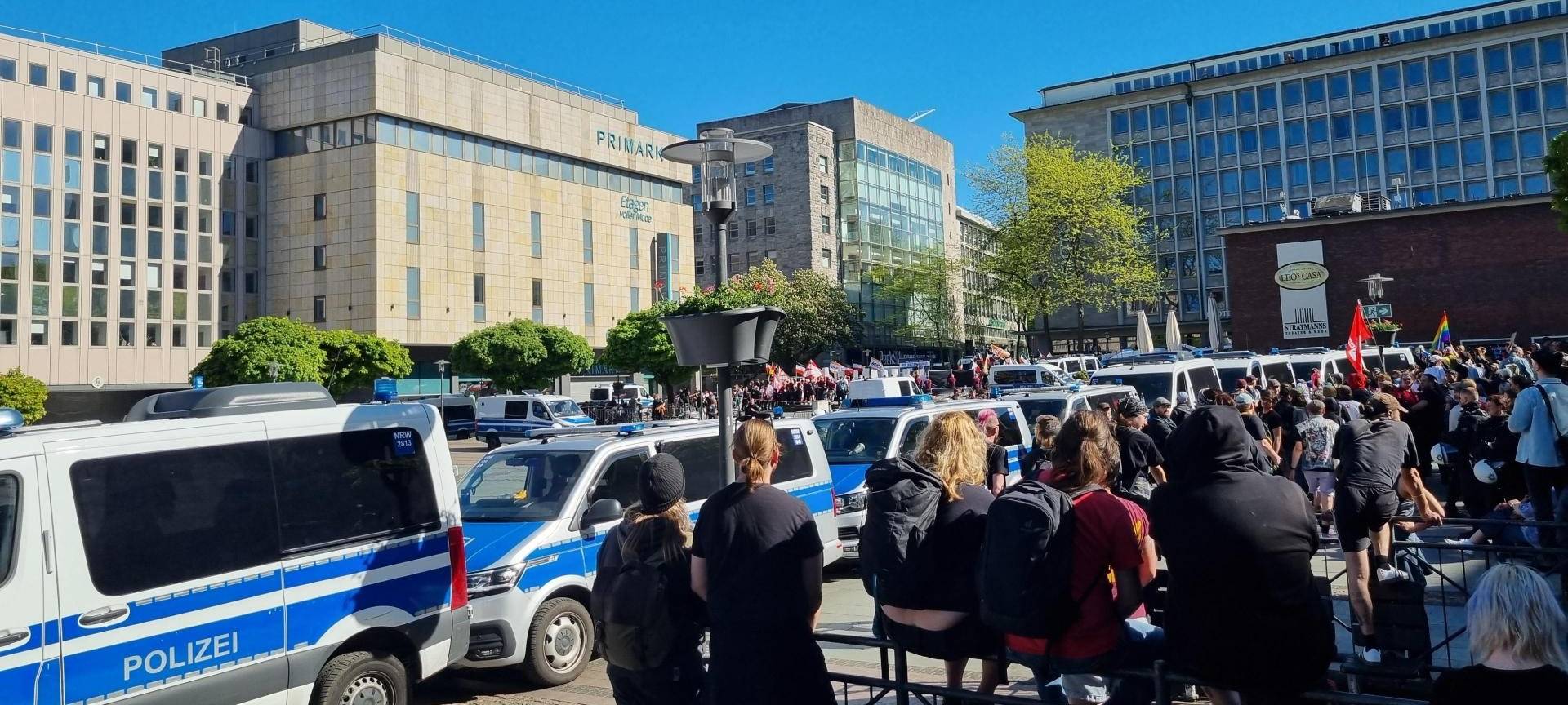 Demos in Essen am 1. Mai: Die Großeinsatz-Lage im Ticker