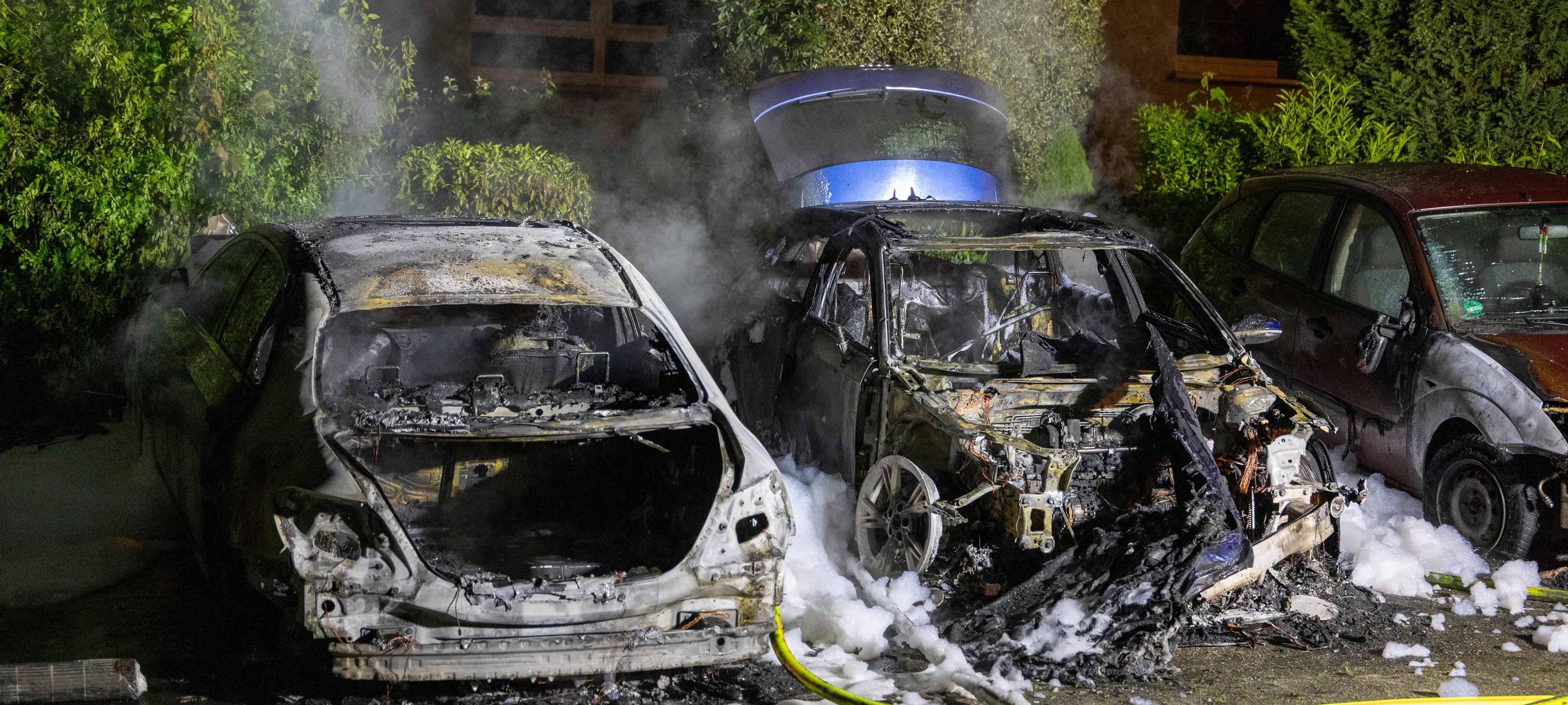 Autos in Essen ausgebrannt