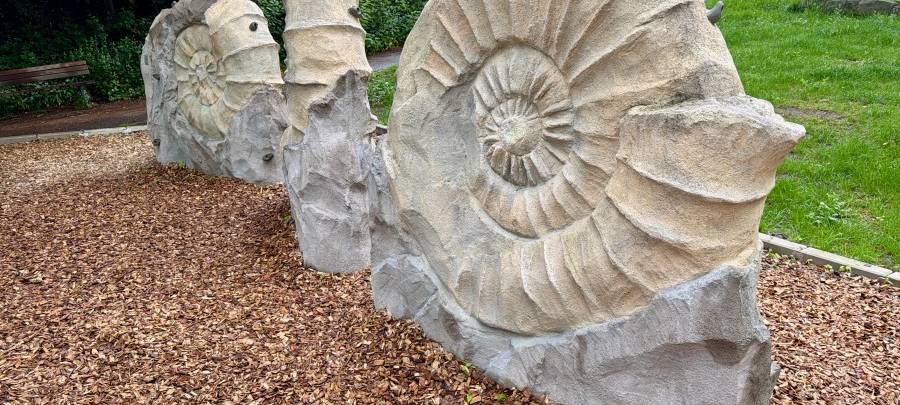 Klettern an Fossilien in Essen - Neuer Spielplatz eröffnet