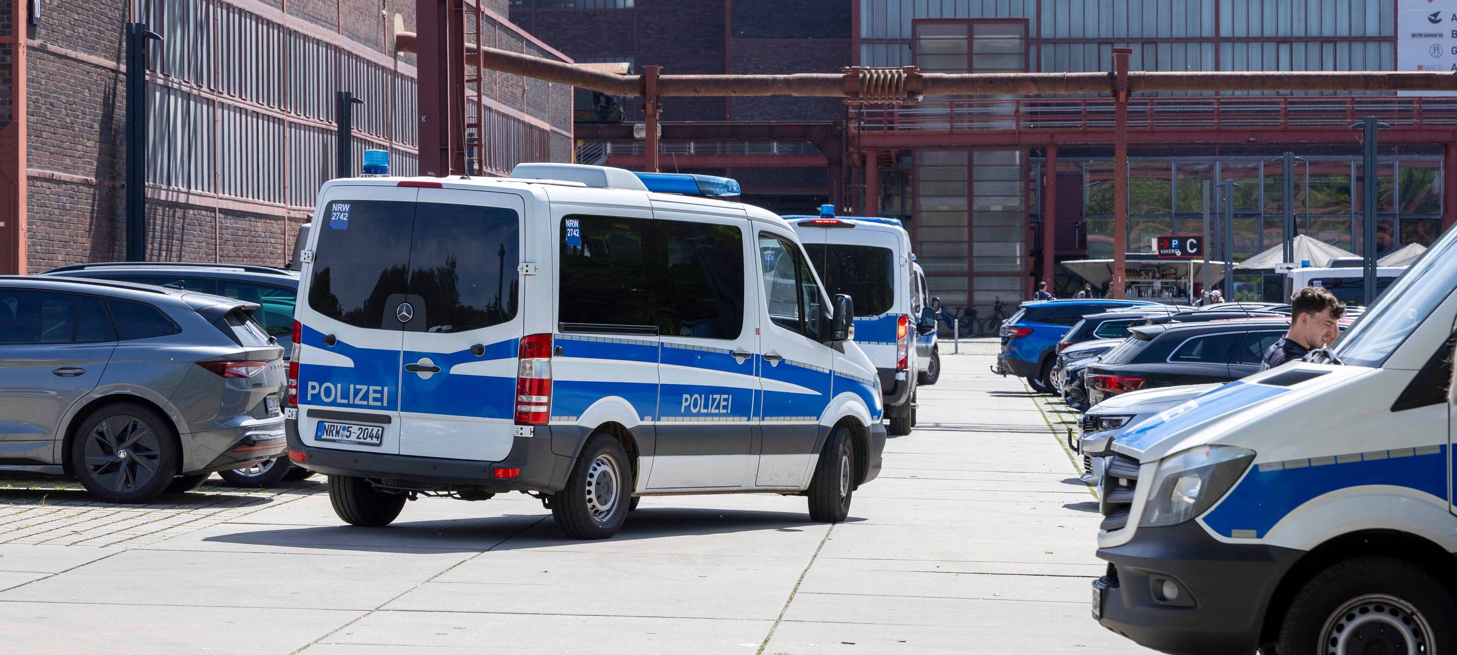 Großeinsatz in Essen auf Zollverein - Junge vermisst