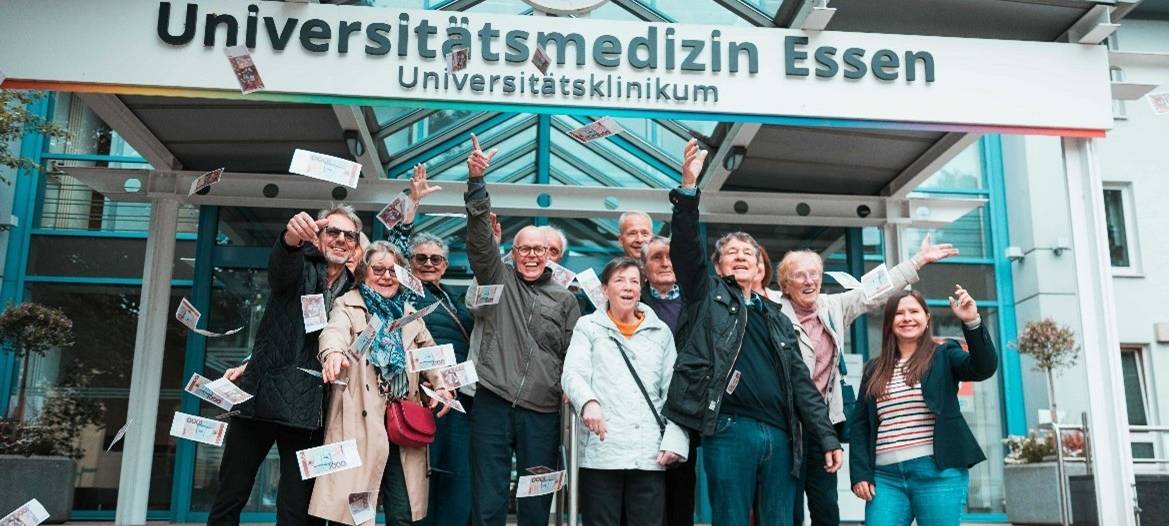 D-Mark in Essen für den guten Zweck spenden