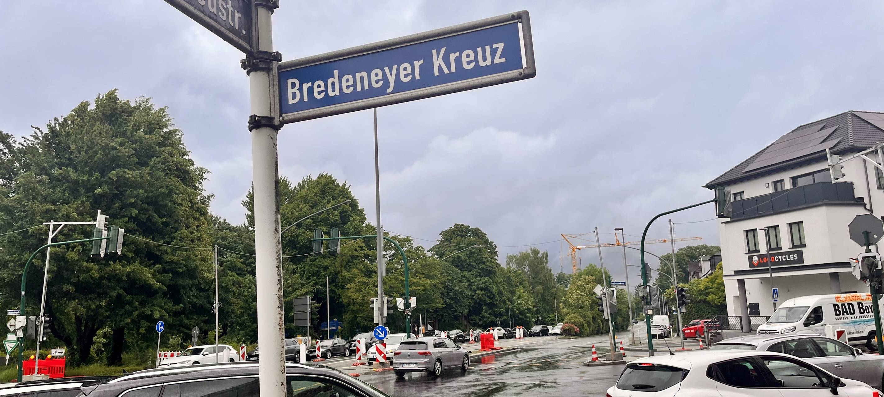 Akute Tagebruchgefahr: Wichtige Straße in Essen voll gesperrt!