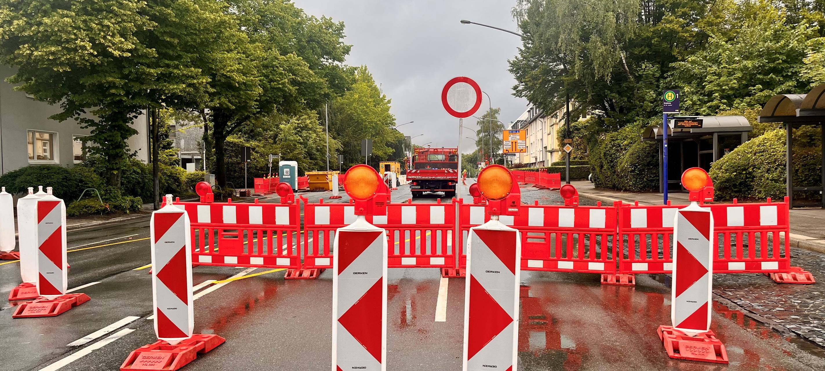 Akute Tagebruchgefahr: Wichtige Straße in Essen voll gesperrt!